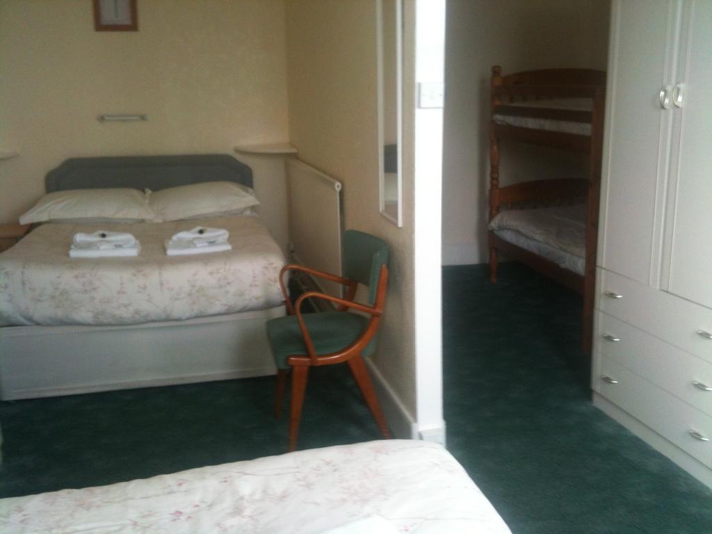 Hotel Victoria Great Yarmouth Room photo