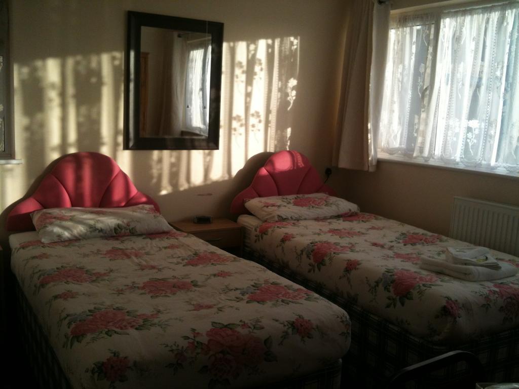 Hotel Victoria Great Yarmouth Room photo